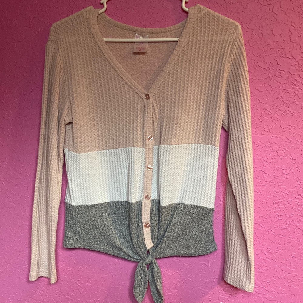 Size S long sleeve pink, gray, and white shirt. Brand no boundaries.